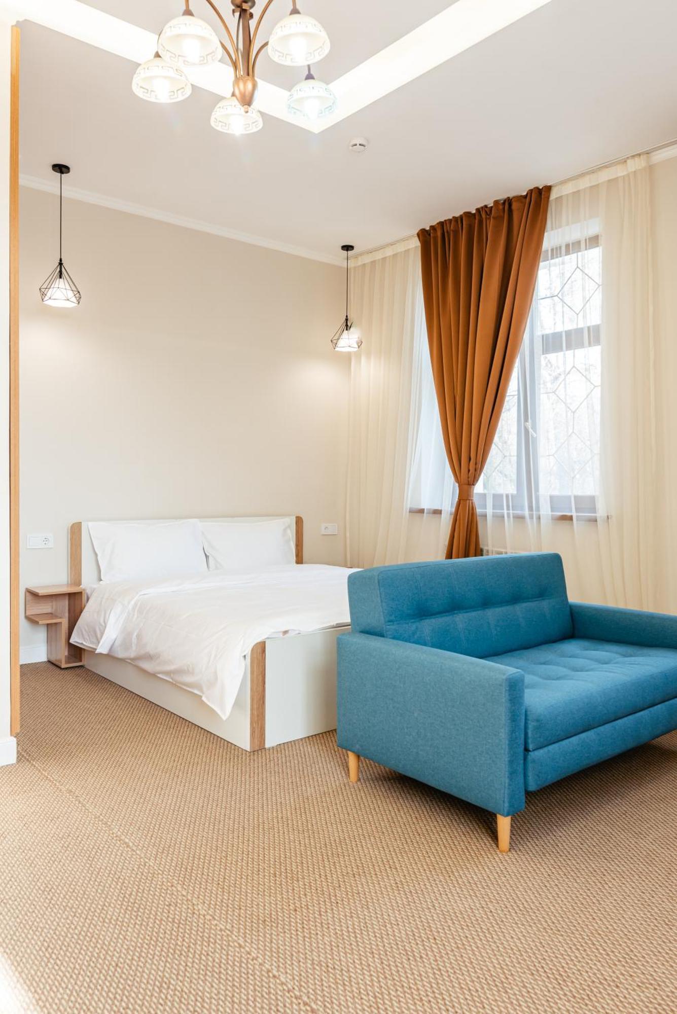 Aykun Hotel アルマトイ エクステリア 写真