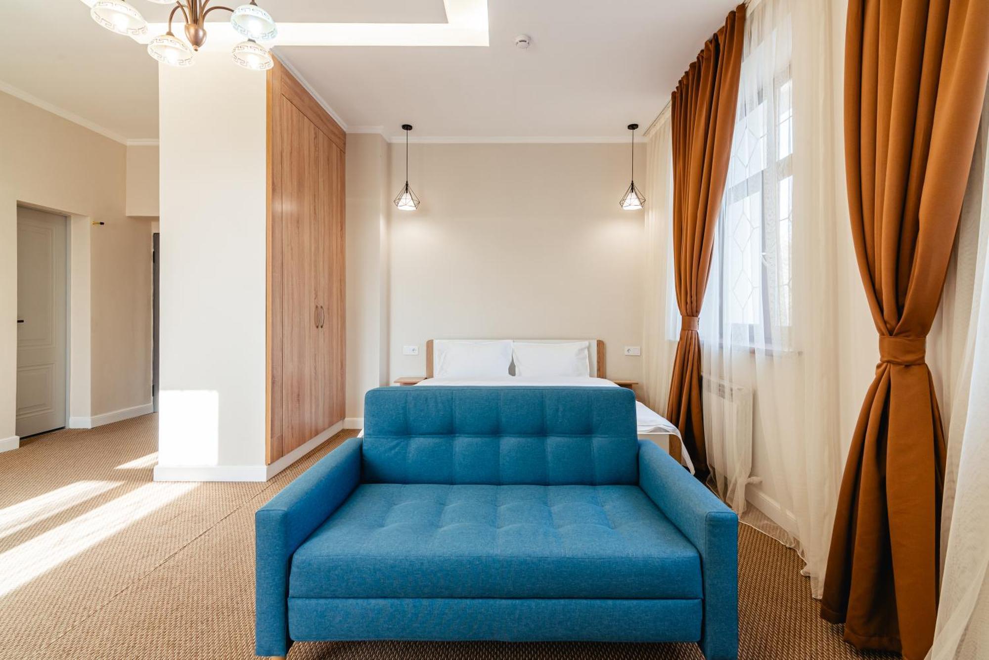 Aykun Hotel アルマトイ エクステリア 写真